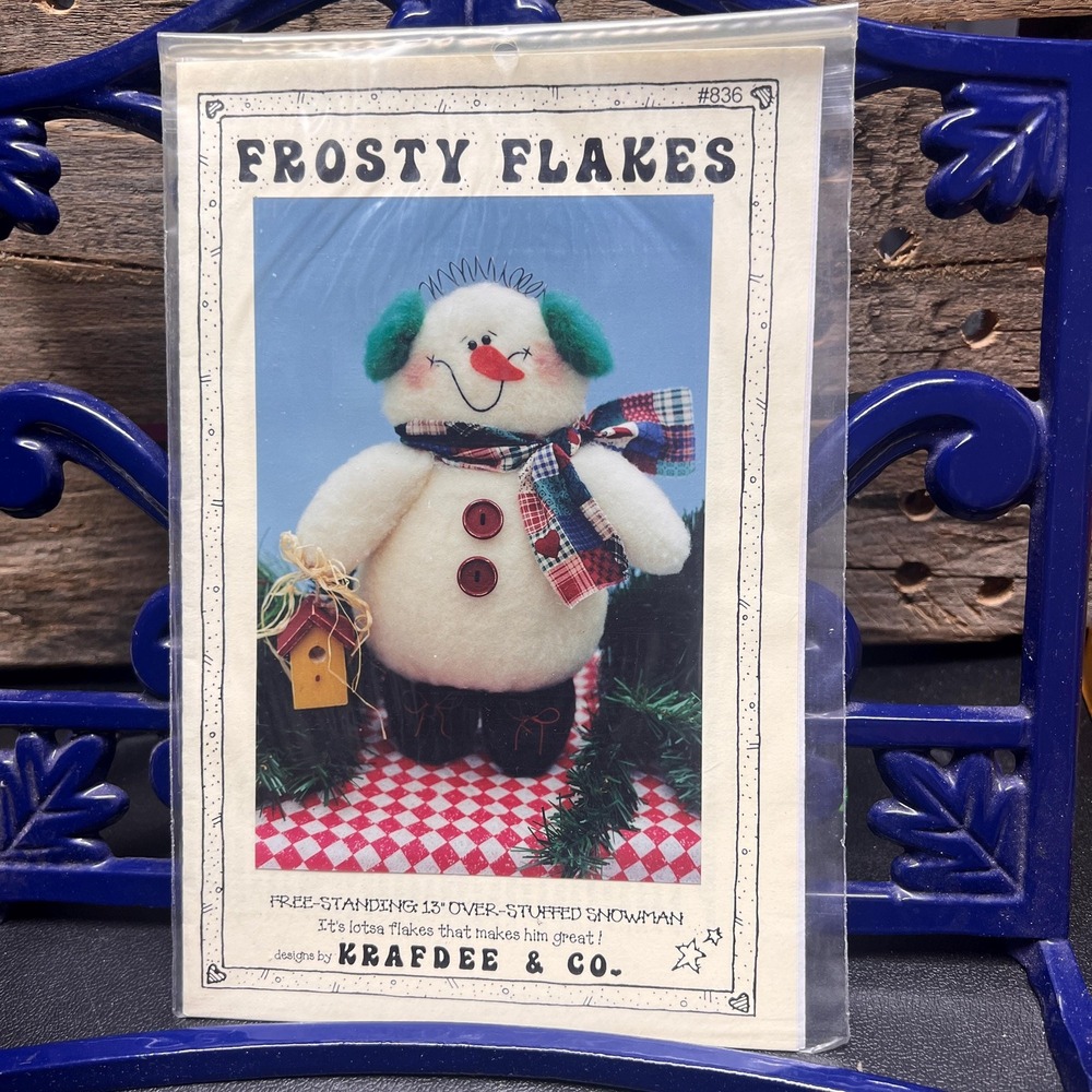 Frosty Flakes Snowman Pattern 1999 Krafdee & Co. Makes a tall Snowman